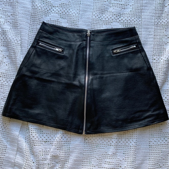 MODA size 9/10 Pleather skirt - Picture 1 of 5